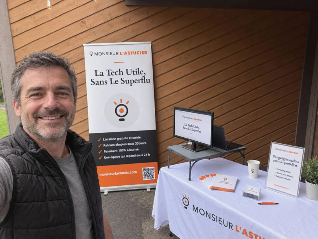 Le fondateur de Monsieur l'Astucier sur son stand